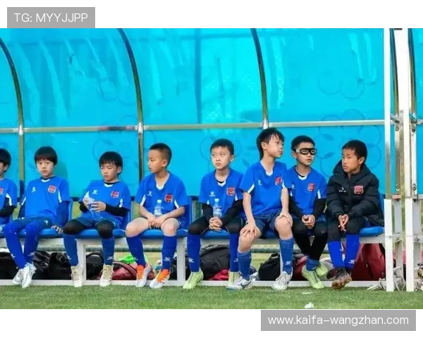 足球K8官网最新版本全面上线,带你体验最真实的足球竞技乐趣 足球K8官网最新版本全面上线,带你体验最真实的足球竞技乐趣